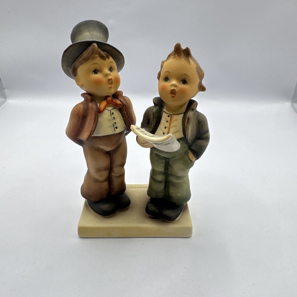 Hummel 130 Duet Two Boys Singing With Sheet‎ Music 5 1/4" Tall